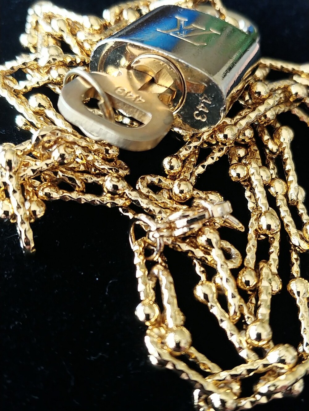 Louise Vuitton Necklace - Picture 6 of 8